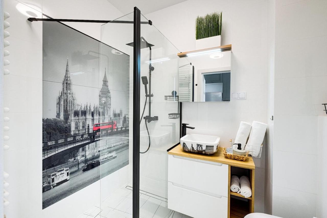 Targowa 10 London Studio Apartment Warsaw Ngoại thất bức ảnh